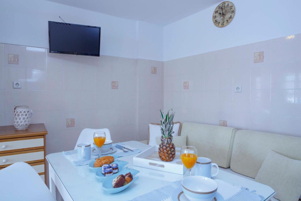 Villa Skiadeni Chalki Town ภายนอก รูปภาพ
