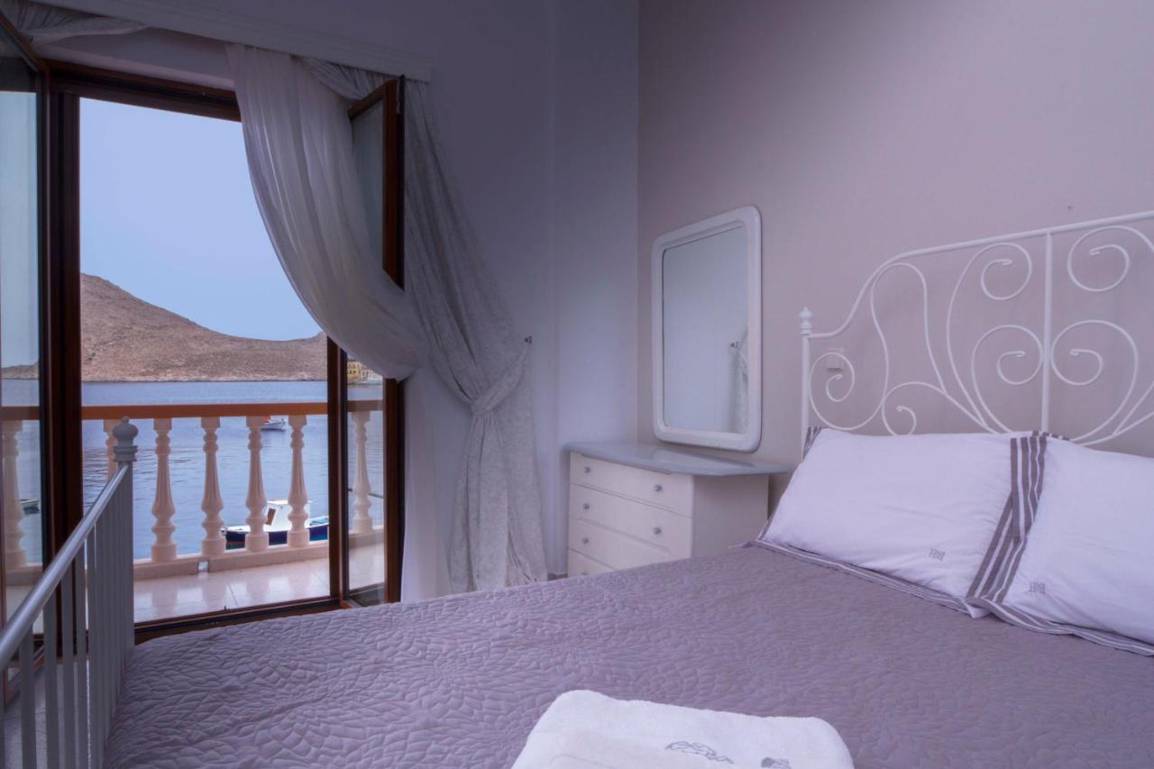 Villa Skiadeni Chalki Town ภายนอก รูปภาพ